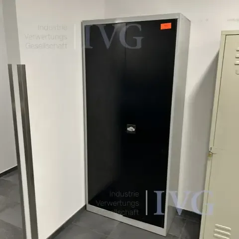 Armoire en acier (noire/argentée)