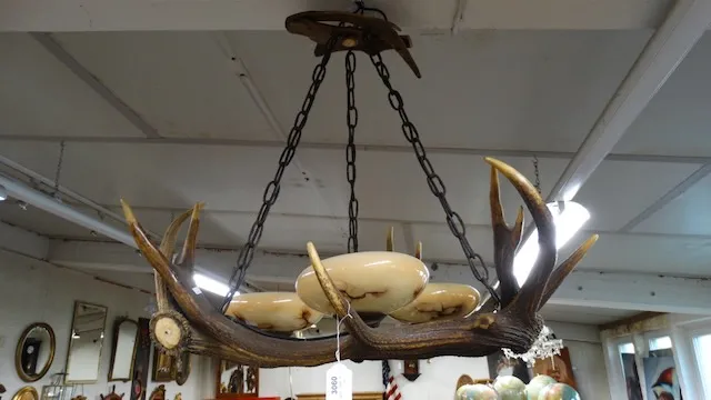 1 ceiling lamp