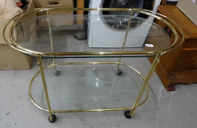 1 tea trolley