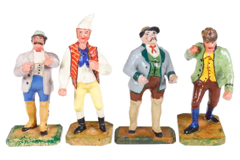 4 wiejskie figurki z masy