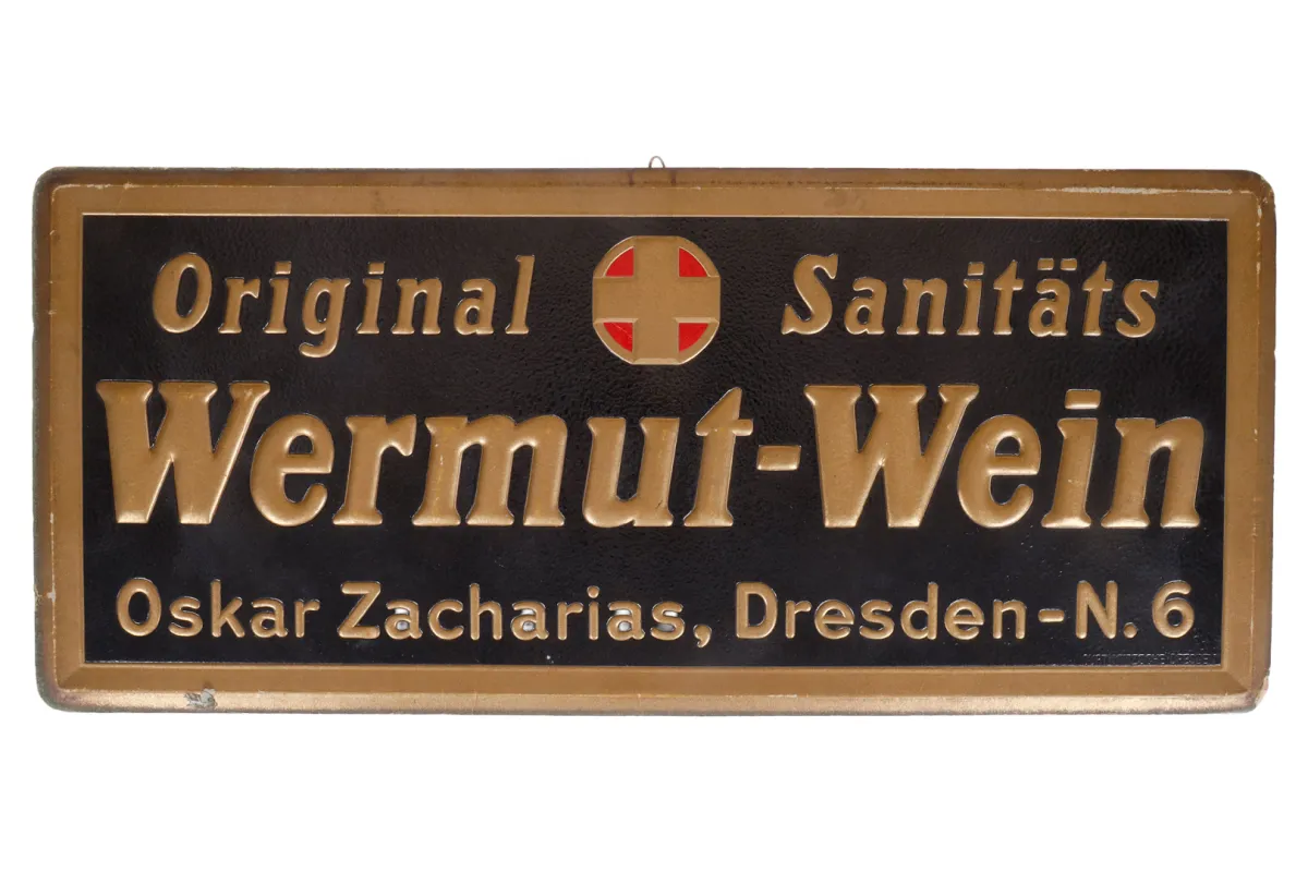 Embossed advertising cardboard "Wermut Wein"