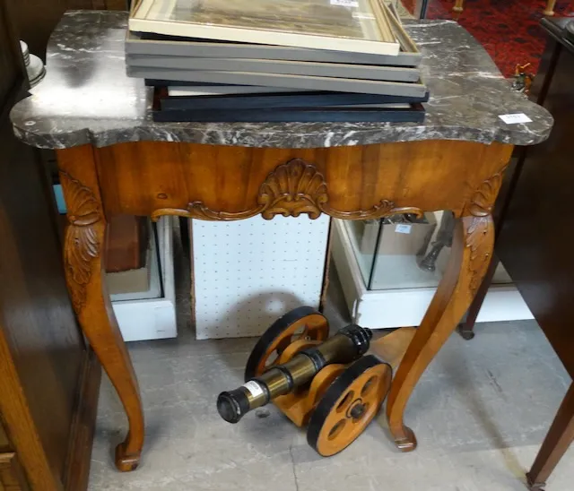 1 console table with marble top