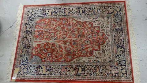 1 rug