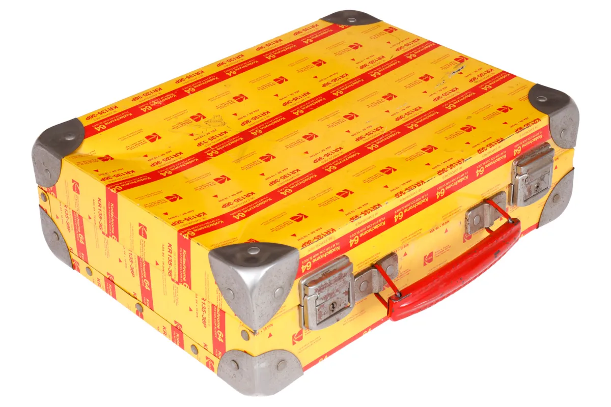 Kodachrome nr. 64 reclame blikken koffer