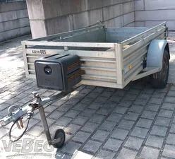 Rimorchio a un asse per autovettura Mötefindt