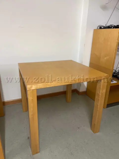 1 čtvercový stůl - výrobce: Einkaufszentrale für Bibliotheken GmbH