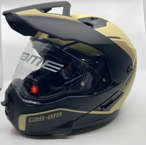 1 Can-Am helm, type Exome, maat XL (61-62 cm)