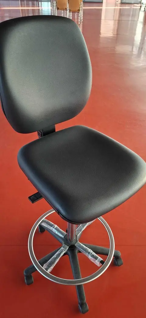 1 cashier swivel chair Kaiser+Kraft black