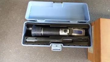 Refraktometer Fabr.: ATC