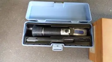 Refraktometer Fabr.: ATC