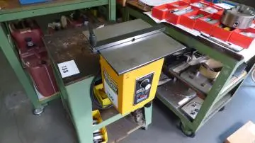 Universal-Entgrat- u. Facettiermaschine Fabr.: SCHALLBERGER