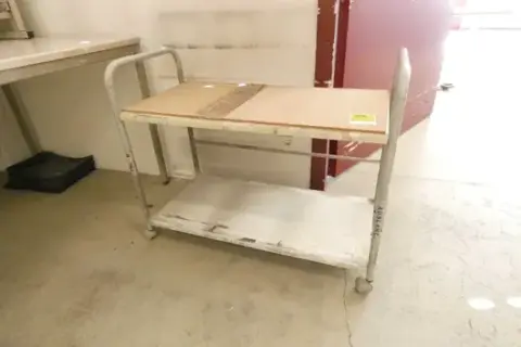 Etagenwagen