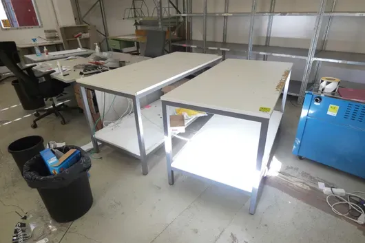 2x tiered table