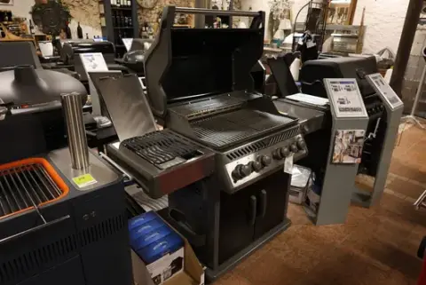 Napoleon Gas Grill Rogue SE 525