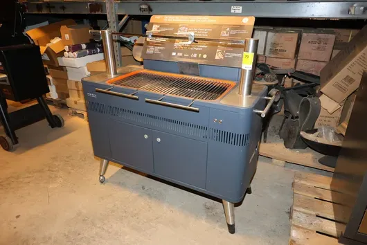 Everdure Hub charcoal grill