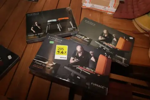 3 teilig Everdure Grill Zubehör