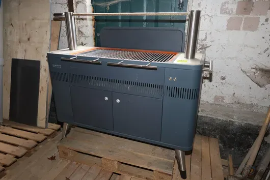 Everdure Kohlegrill HUB