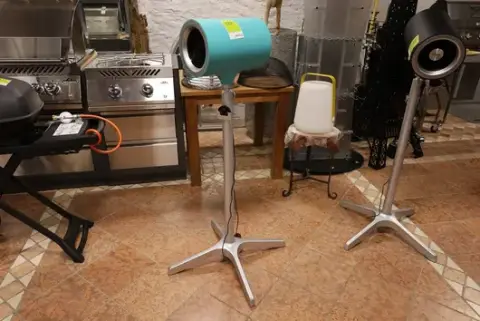 1 x Stojanový ventilátor Everdure
