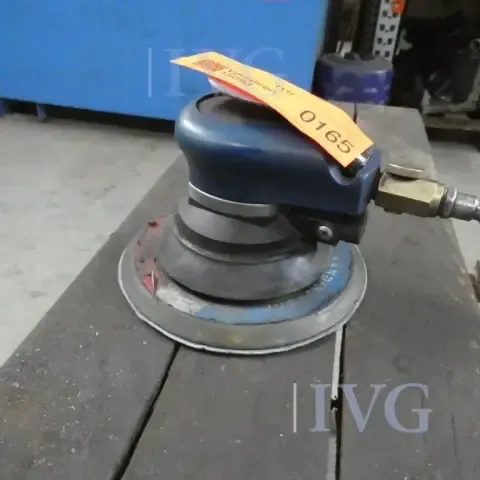 Pneumatic random orbital sander (blue)