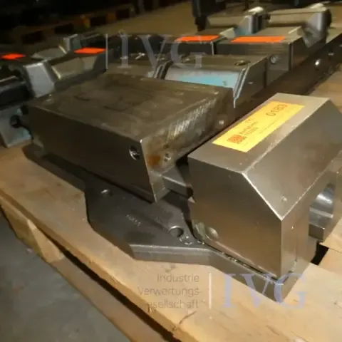 Maschinenschraubstock