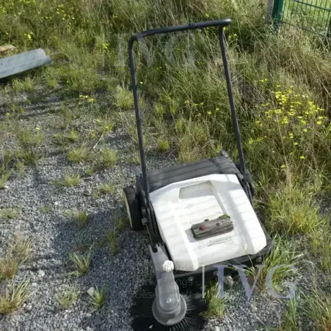 Zamiatarka do podłóg KÄRCHER S 750