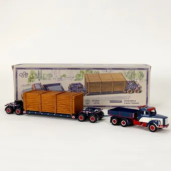 Model NZG, Scania, niskopodwoziowa 4-osiowa w oryginalnym opakowaniu.