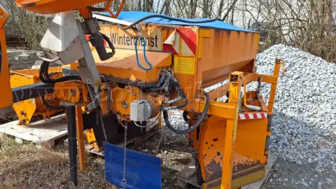 1 spreader Gmeiner STA 1100 TC