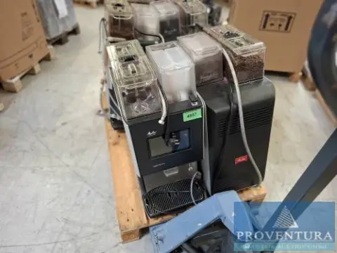 Automatický kávovar MELITTA Cafina XT4 rok výroby 2022