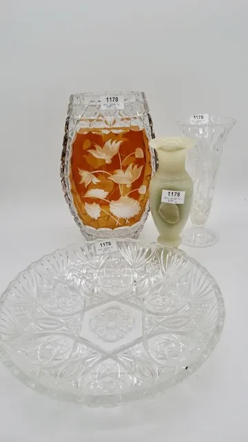 3 vases + 1 coupe