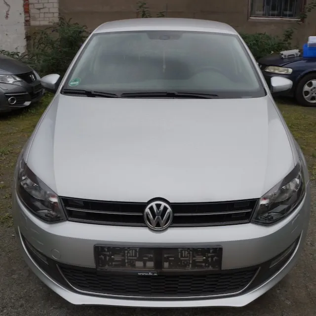 1 VW Polo, Benziner, Schalter, abgl. km-Stand 89.447, kW 51, 2 Schlüssel, kein Brief