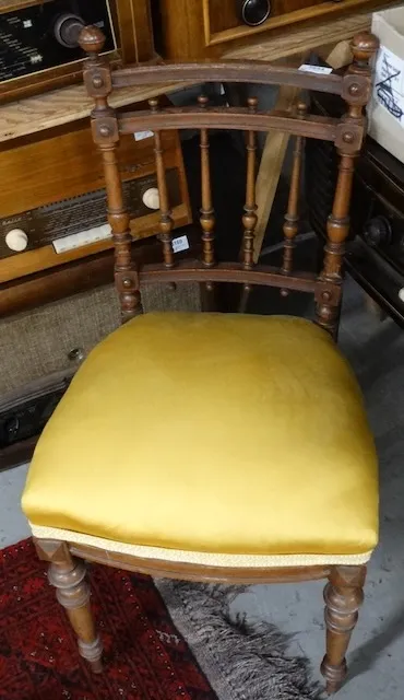 1 chaise