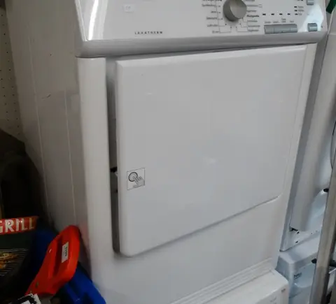 1 Trockner AEG