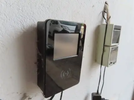 1 terminale per la rilevazione delle presenze, marca TiMaS, tipo 4011, anno di costruzione 2019