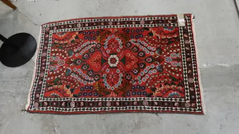 4 petits tapis