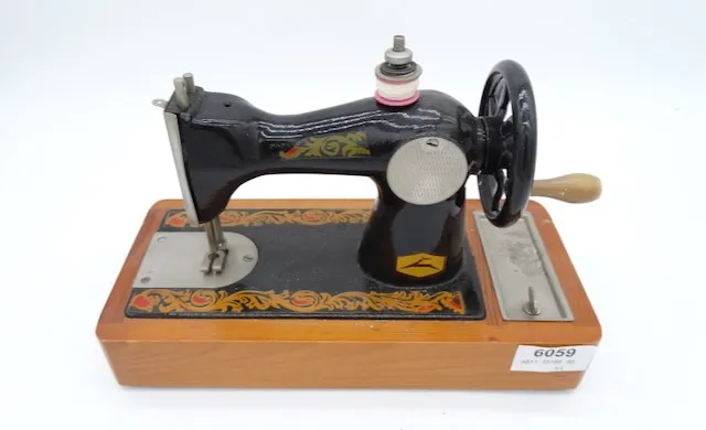 1 machine à coudre pour enfants