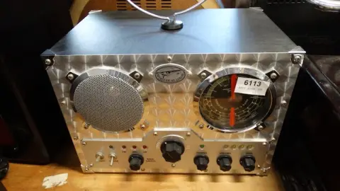1 old radio