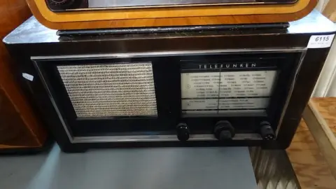 1 old radio