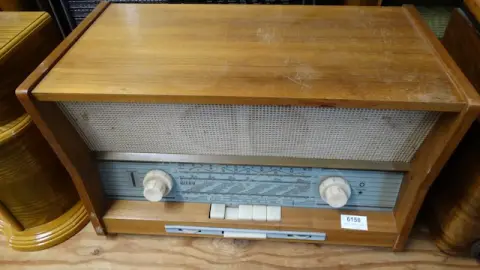 1 old radio