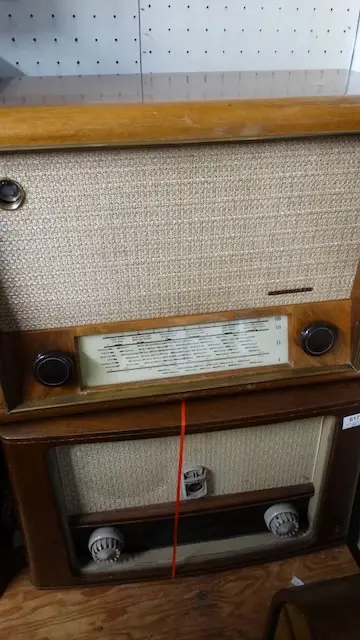 2 old radios