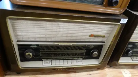 1 old radio