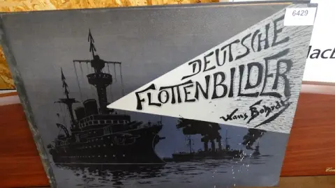 1 livre "Deutsche Flottenbilder"