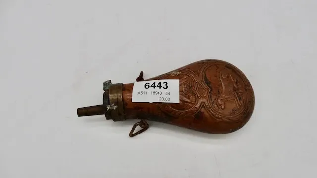 1 poire à poudre