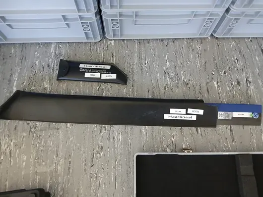 2x Straight edges