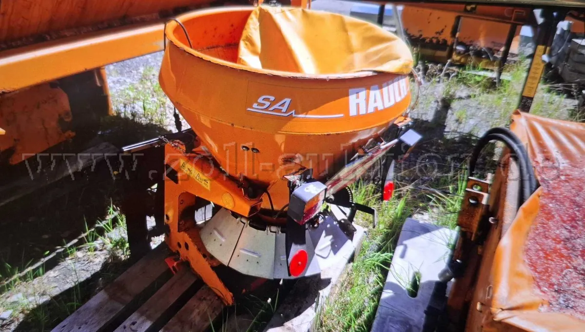 1 municipal spreader Rauch SA 250