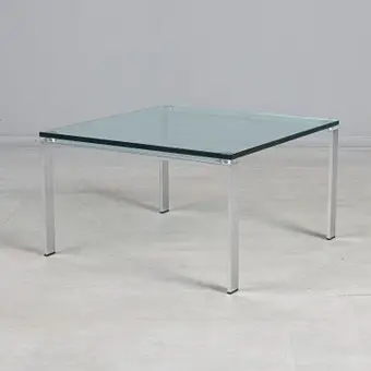 NORMAN FOSTER. Walter Knoll. طاولة قهوة / طاولة جانبية، طراز 'Foster 500'، فولاذ، زجاج، عقد 2000، ألمانيا.