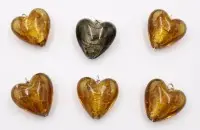6x hjerteanheng, glass, Murano?, sølvøskener, lengde 3 cm