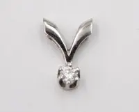 585 hvittgull anheng med liten brillant, 0,6 g, 1,3 cm