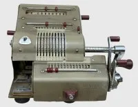 Brunswiga RK 13,机械办公计算器,50/60年代,高16厘米