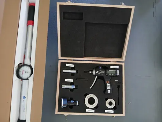 XT3 - Micromètre d'intérieur à 3 points
