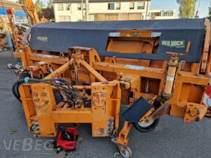 多铧翻转犁 Beilhack PVF 30-4
